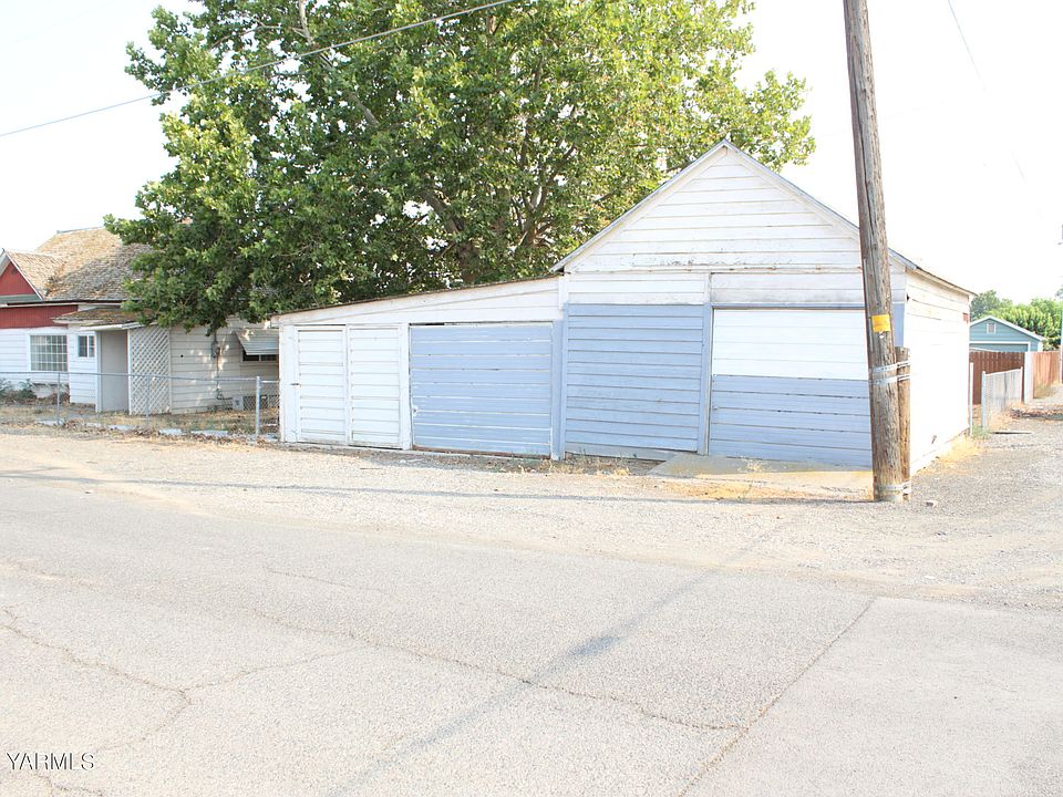 229 2nd Ave, Mabton, WA 98935 Zillow
