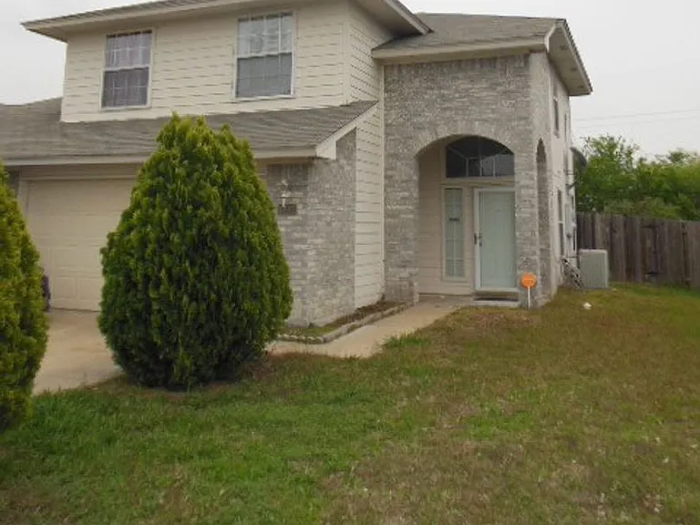 1312 Saddle Dr — Photo 1