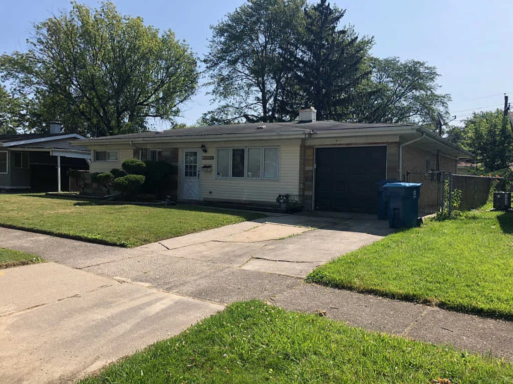 1515 Stanley Blvd photo 1