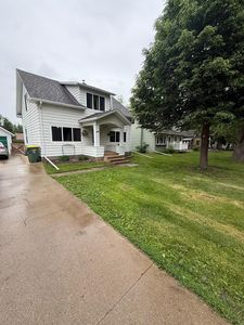 825 7th St SW, Pipestone, MN, 56164