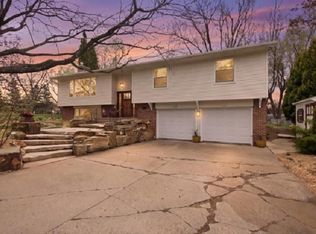 1100 W Onstad Dr, Marshfield, WI 54449