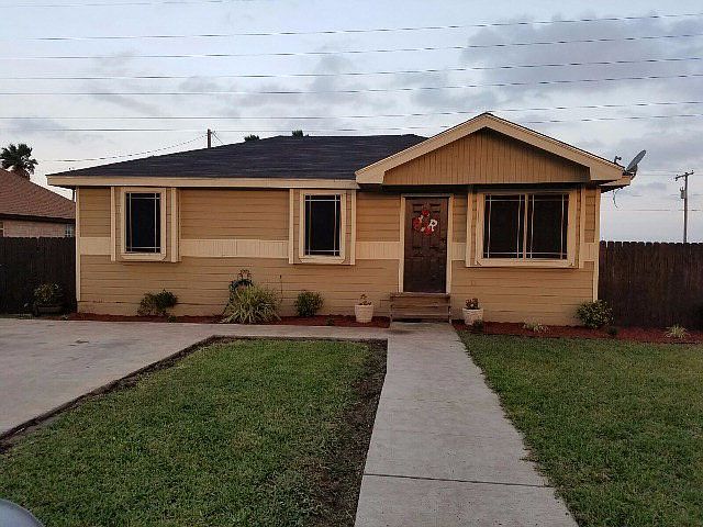1st image of 3326 Isabella St