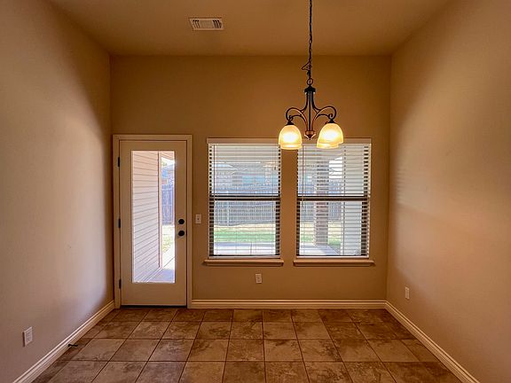 5th image of 2817 NW 188th St