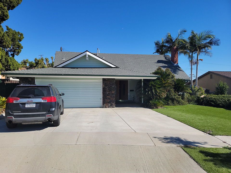 1st image of 11904 La Cima Dr