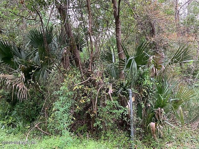2nd image of 840 W 10th St Lot 15