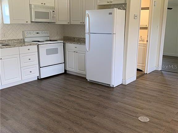 3rd image of 4060 10th St N