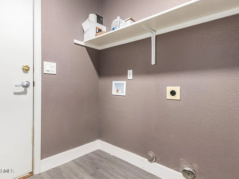 875 N Ithica Ct — Photo 21