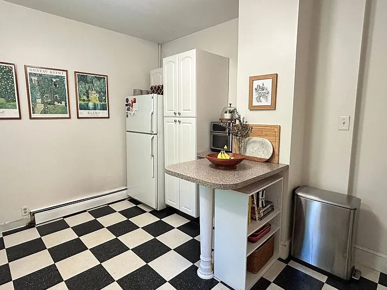 49 Sheridan St #1 — Photo 25