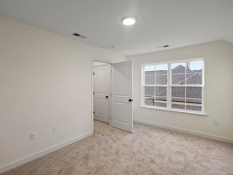 6387 Jameson Cv — Photo 10