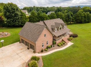 8930 Snow Hill Rd, Ooltewah, TN 37363