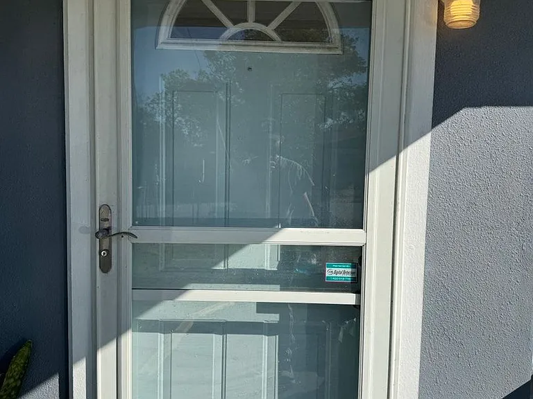 1035 N Davis Ave — Photo 32
