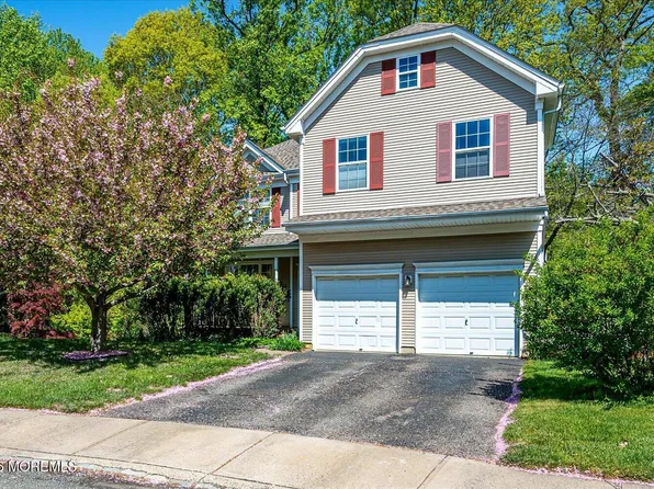 87 Queensbury Court, Morganville, NJ 07751