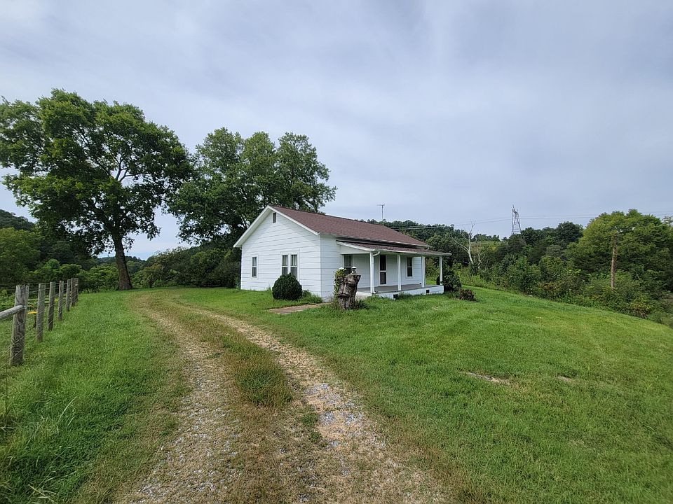 1st image of 1921 Nature Ln