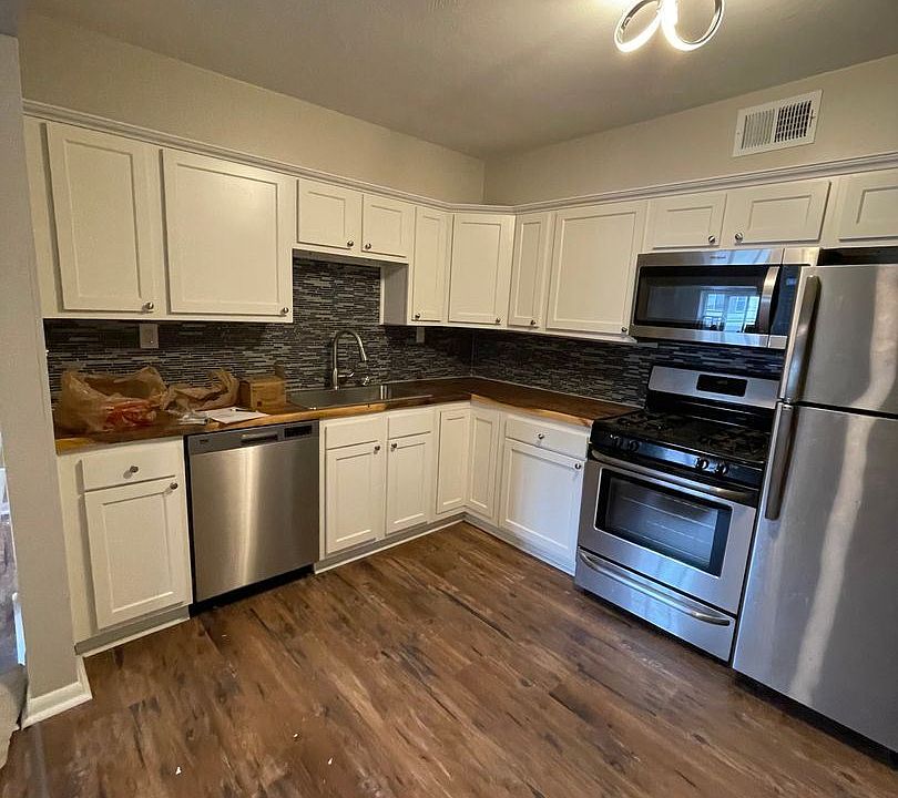 1st image of 204 Taylor St #6