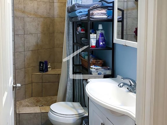 3rd image of 12 Montfern Ave #12R