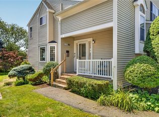 30 Nipmuc Trl #A, North Providence, RI 02904