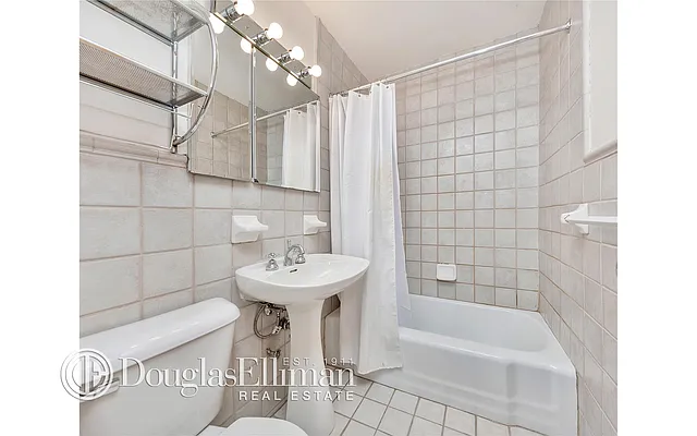 Rented by Douglas Elliman | media 17