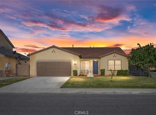 8001 Splendor Way, Bakersfield, CA 93313