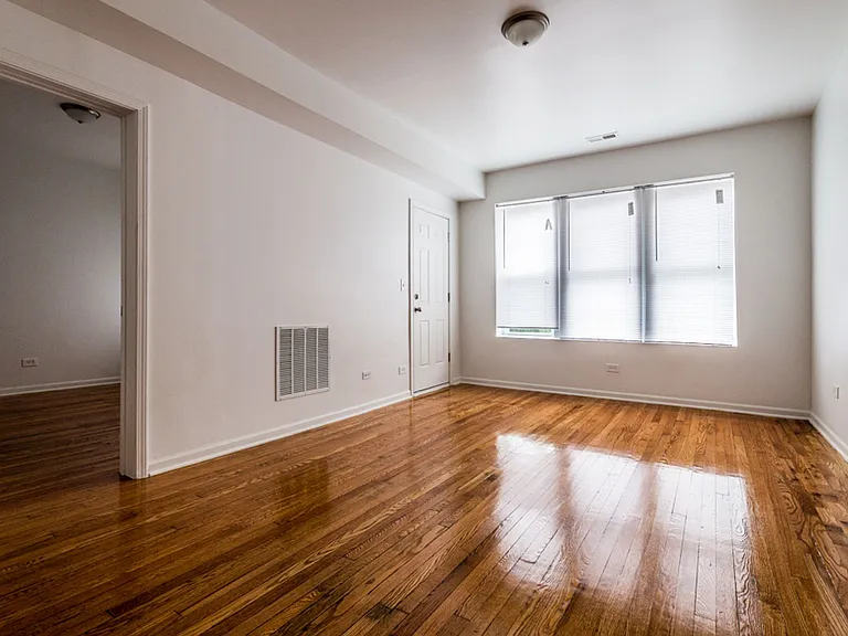 7406 s Perry Ave — Photo 16