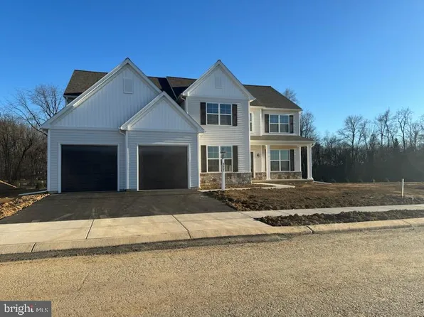 327 Reserve Ln, Mechanicsburg, PA 17050