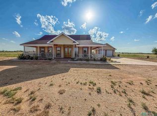 7815 N Kornegay Ln, Hobbs, NM 88242