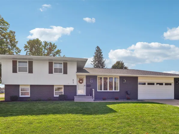 617 SE 10th St, Ankeny, IA 50021