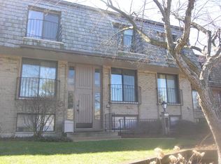 1706 Northfield Sq APT D, Northfield, IL 60093