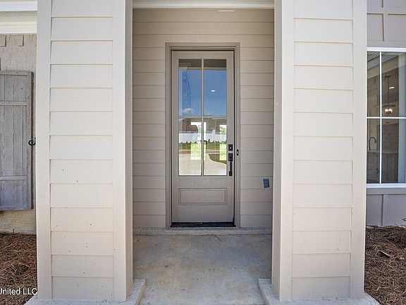 2nd image of 854 Glenwild Cir