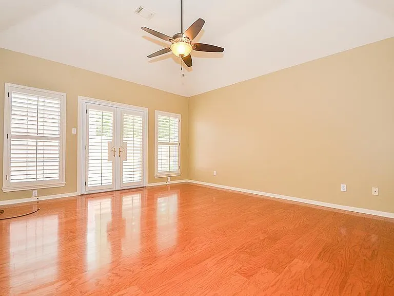 46 Grants Lake Cir — Photo 17
