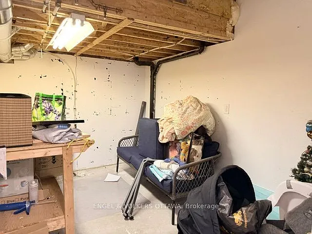 124 Landover Cres — Photo 37