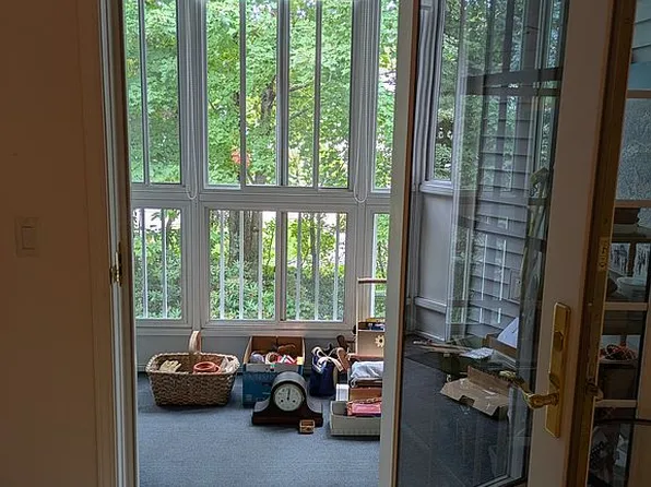 201 Dewitt Ln, Spring Lake, MI 49456