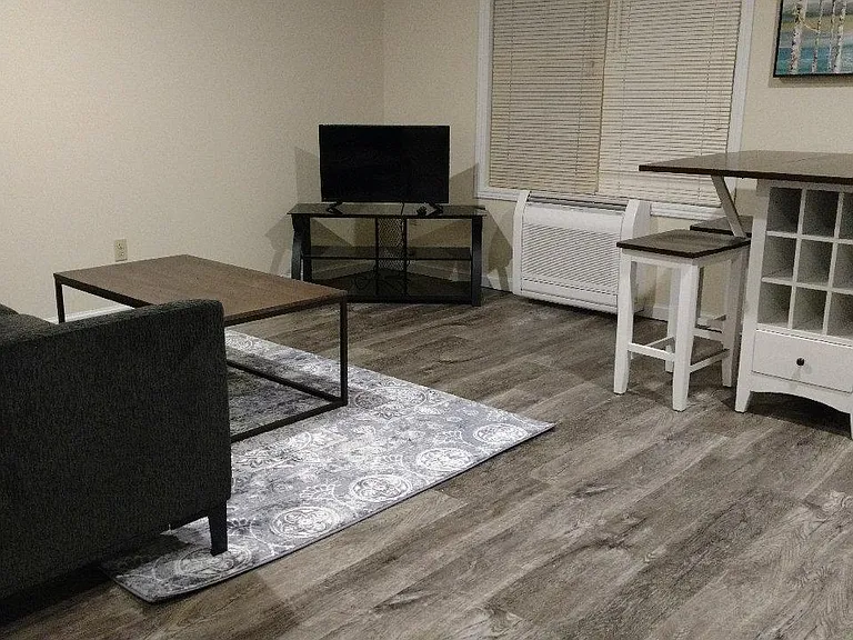 525 Sprague Ave #8 — Photo 8