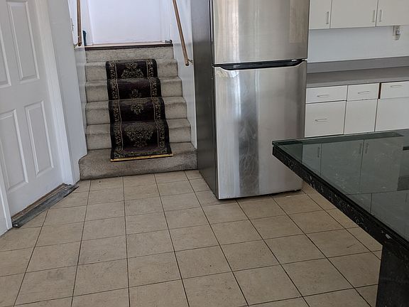5th image of 3892 Filion St #1