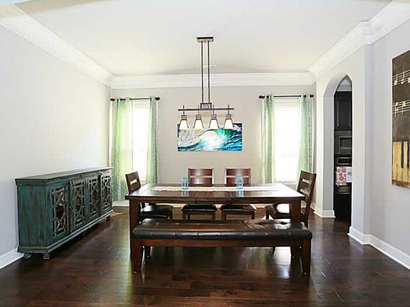 5th image of 1607 SW Wisteria Ave