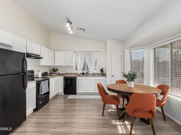 16548 N NASH Street, Surprise, AZ 85374