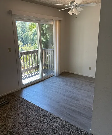 205 Washington St — Photo 5