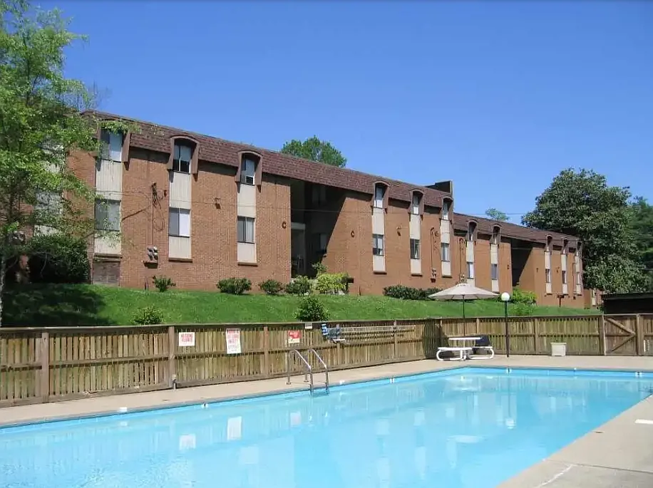 Glen Valley Apartments & Duplexes — Photo 2