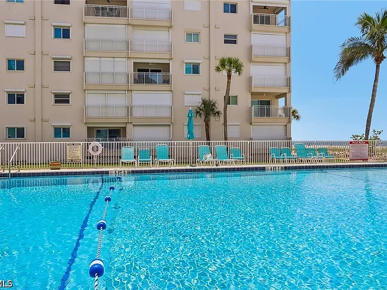 7400 Estero Blvd #315 — Photo 27