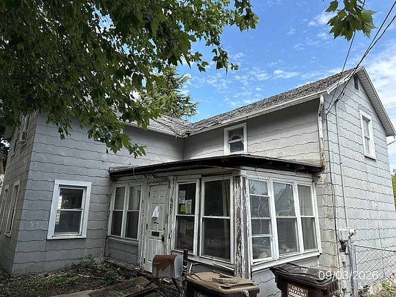 2nd image of 620 W Ringold St
