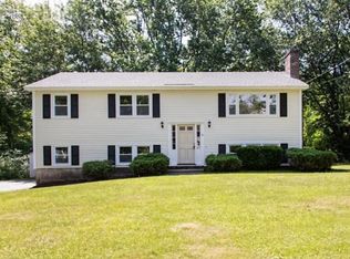 5 Brookside Dr, Merrimack, NH 03054