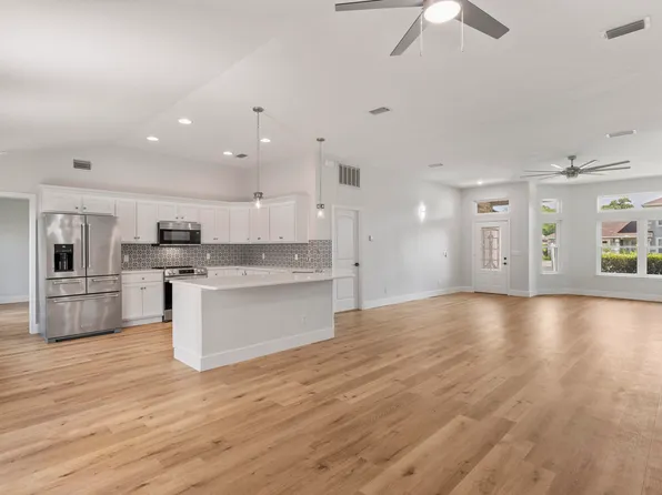 1966 Chesapeake Rdg, Fort Walton Beach, FL 32547