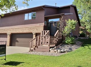 3266 Montreal St, Bismarck, ND 58503