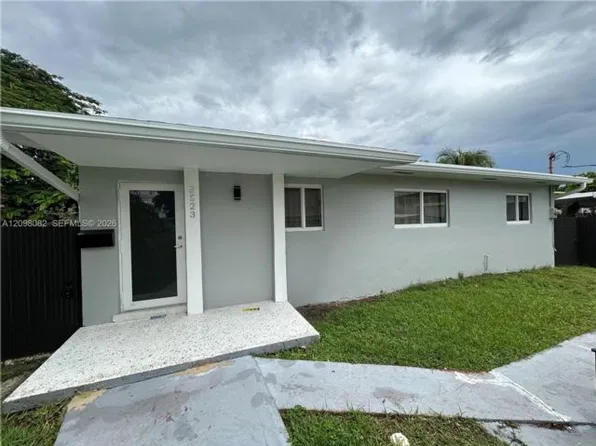 3521 SW 3rd St, Miami, FL 33135