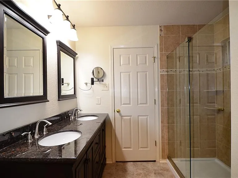 8322 Alvin High Ln — Photo 8