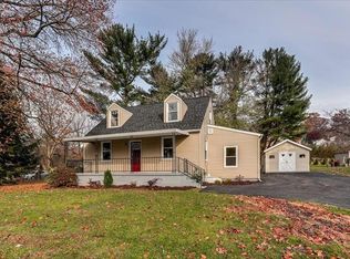 214 Warren Rd, Cockeysville, MD 21030