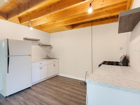 DSC05802-Edit_09232024