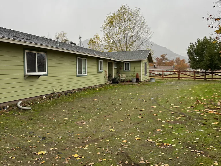 6039 Dogwood Dr — Photo 7