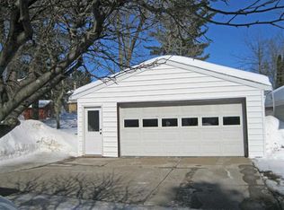 805 W 6th St, Marshfield, WI 54449