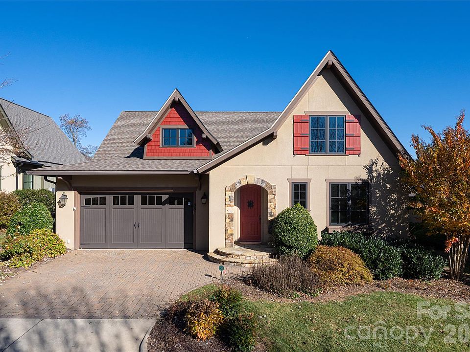 1st image of 38 Chantilly Dr