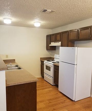 3rd image of 8414 Cranberry Hl #2
